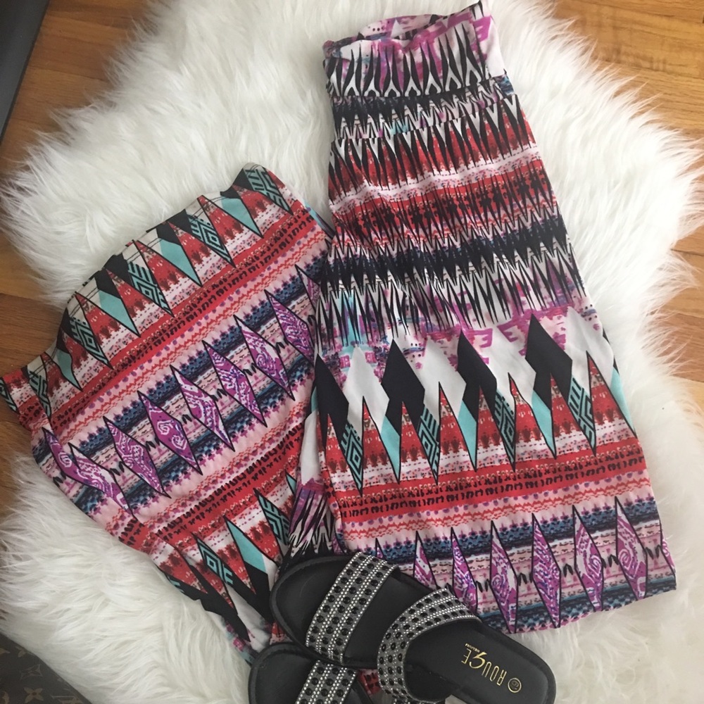 Aztec Design Pants🤍 - Picture 2 of 4